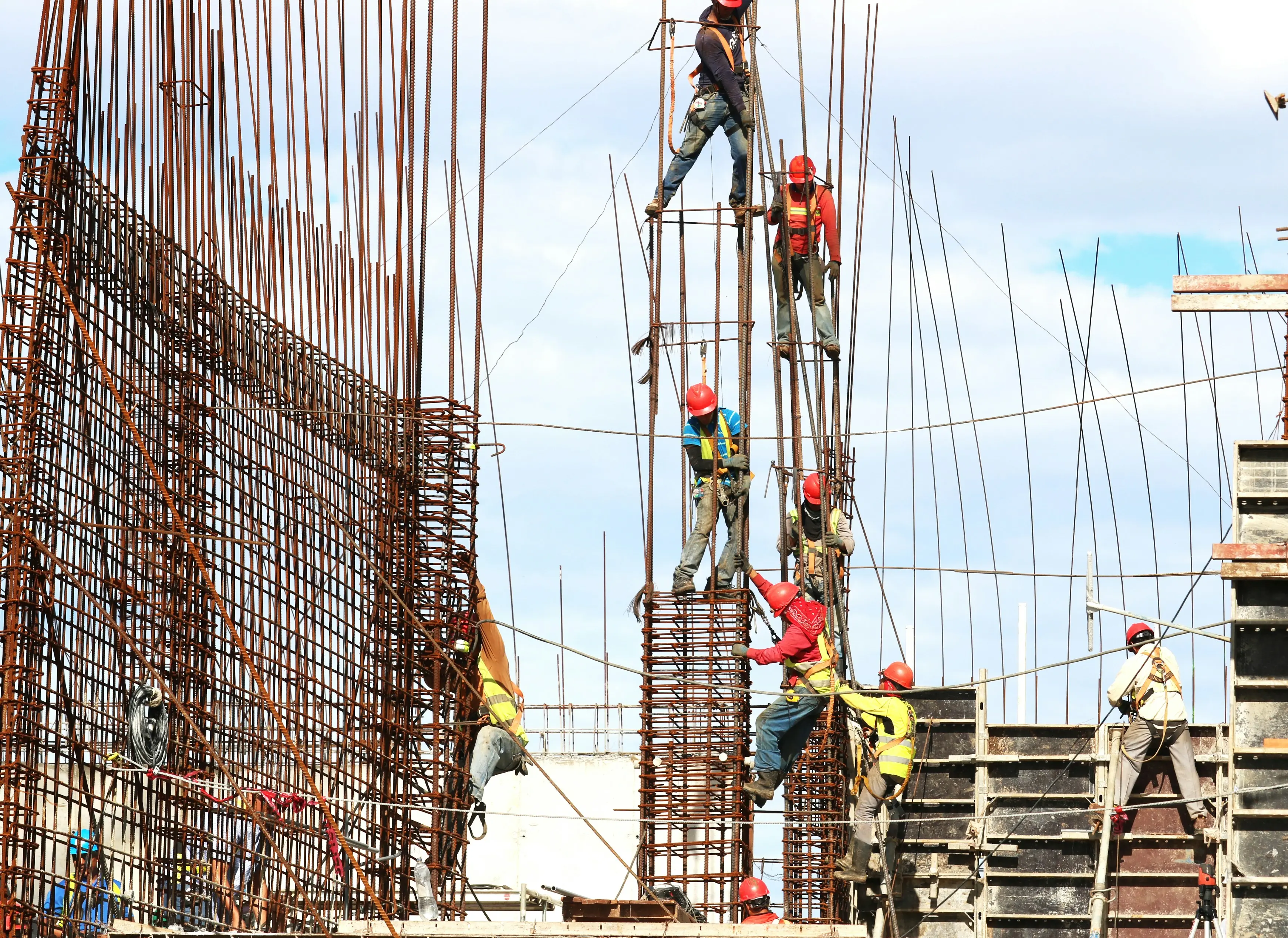 Construcción de edificaciones en general